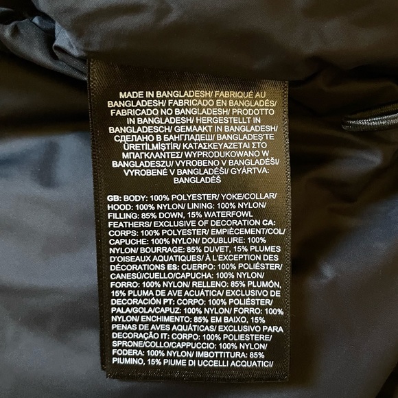 The North Face Men’s Printed Nuptse Vest - Picture 7 of 9